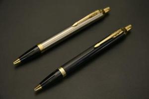 PARKER パーカー IM ブラックGT/ブラッシュドメタルGTボールペン ￥4,675(税込)