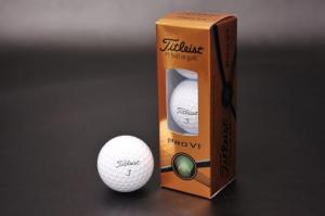 Titleist（タイトリスト）ゴルフボール：PRO V1 2015　3個入り ￥2,338(税込)