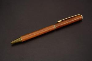 A28-07木製ボールペン403【1706-s0806】