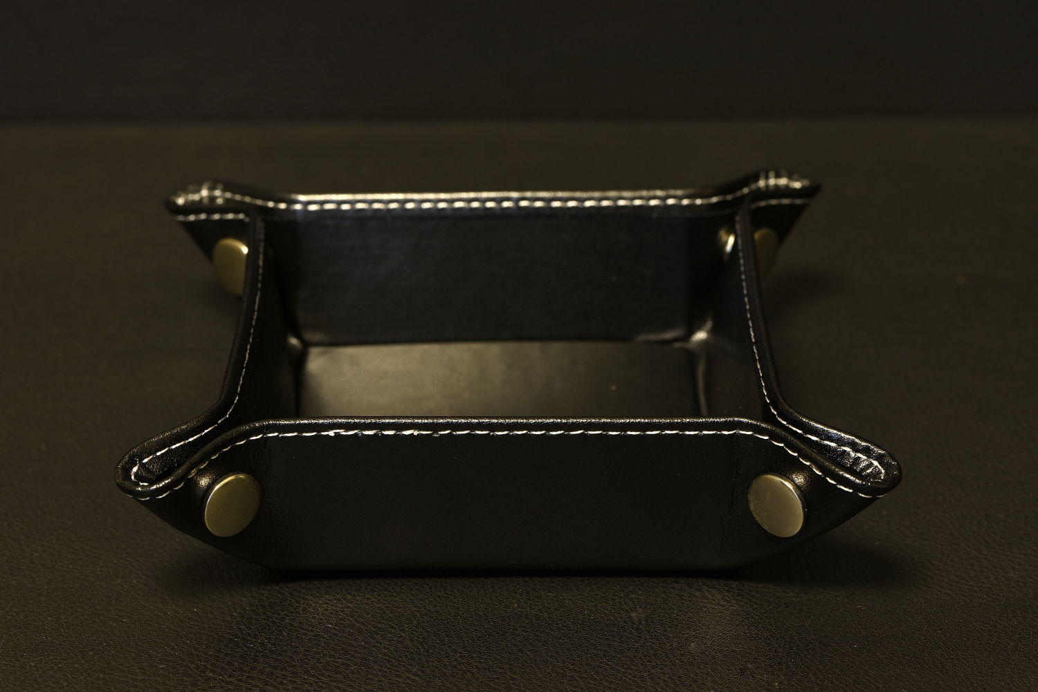 リニューアル　ボタントレイ（BK・NB)【0908-s0171】